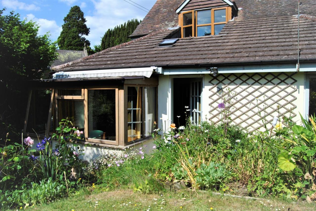 The Cottage Garden - A Herefordshire Retreat Ross-on-Wye ภายนอก รูปภาพ